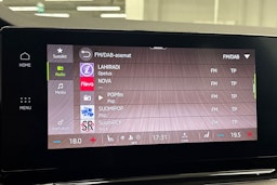 Valkoinen Skoda OCTAVIA 2021 kuva 23.