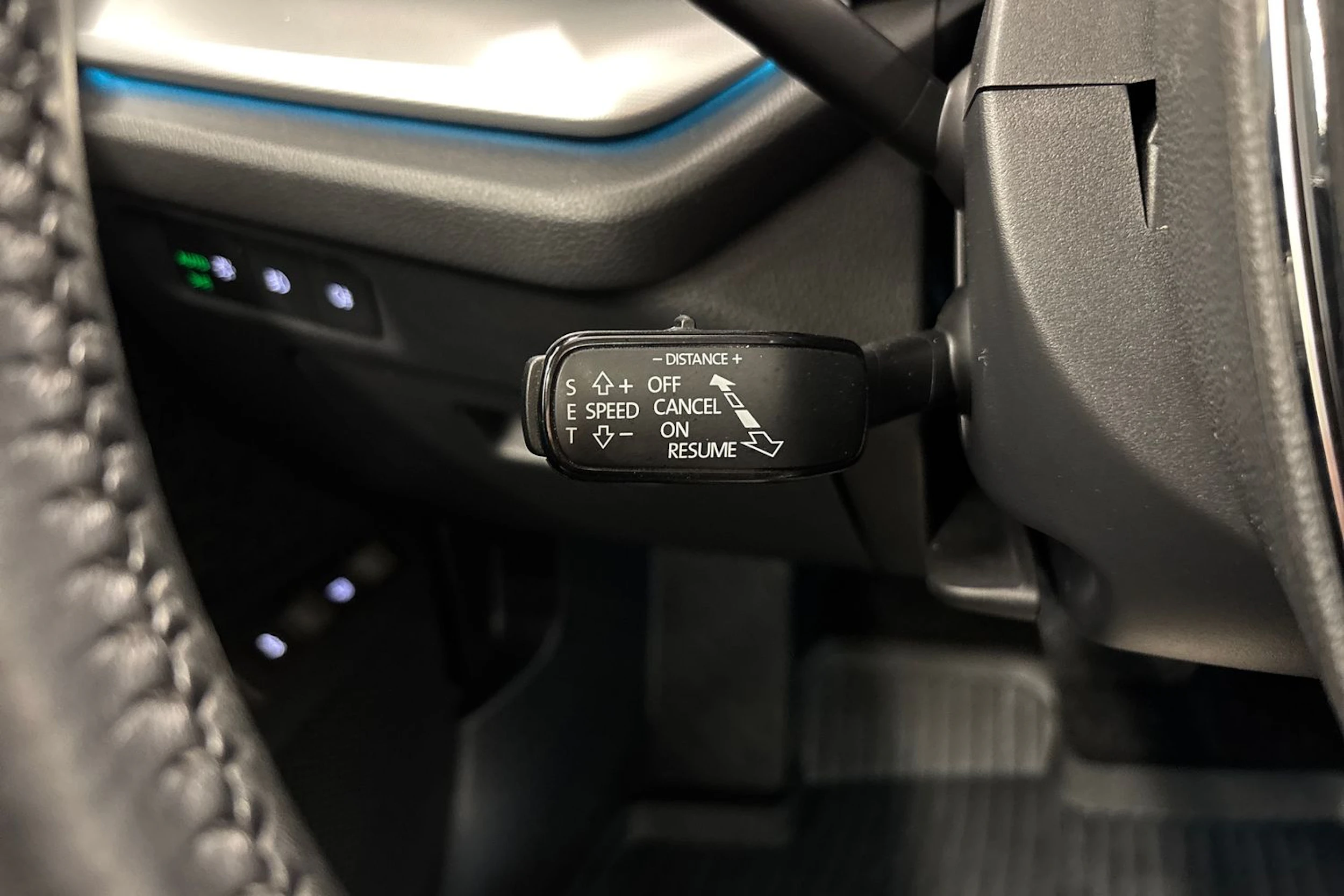 valkoinen Skoda Octavia 2021 kuva 15.