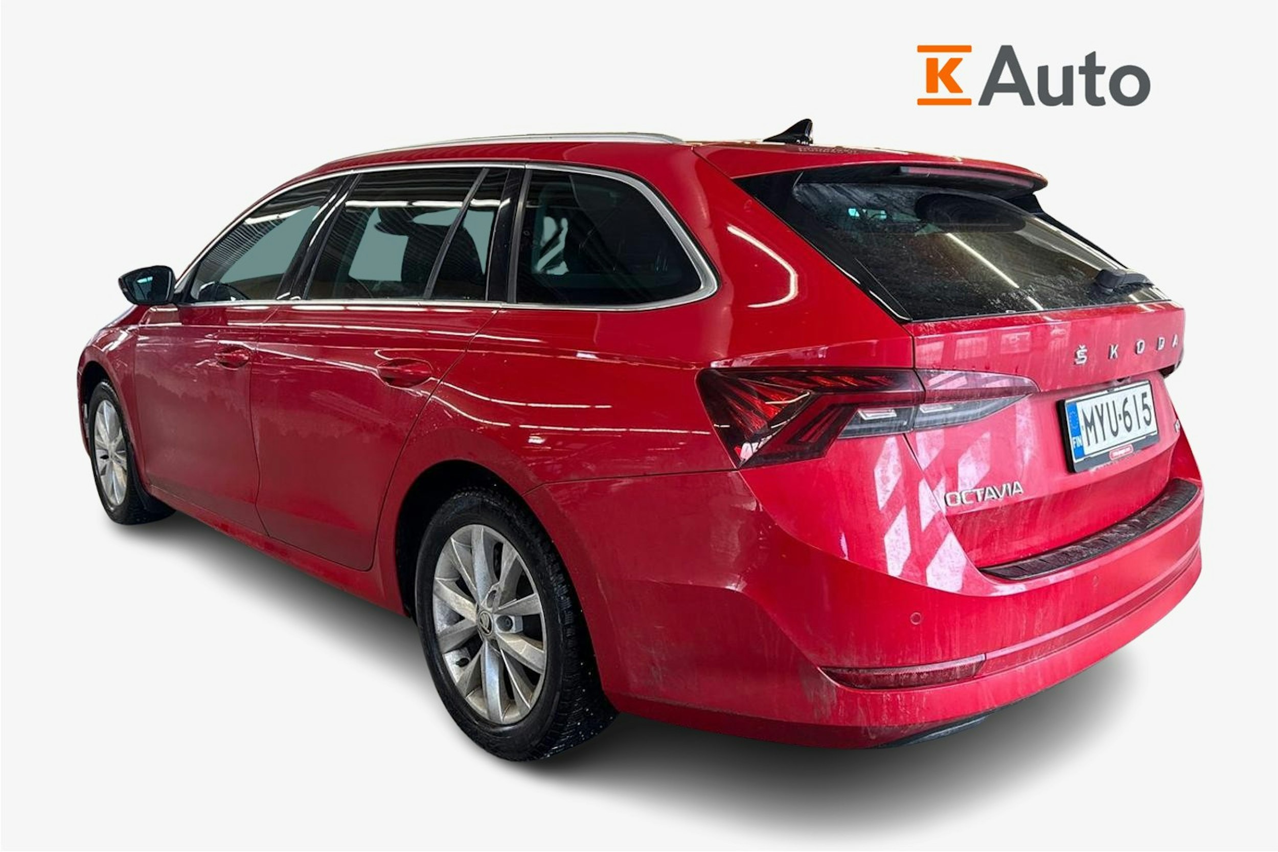punainen Skoda Octavia 2021 kuva 2.