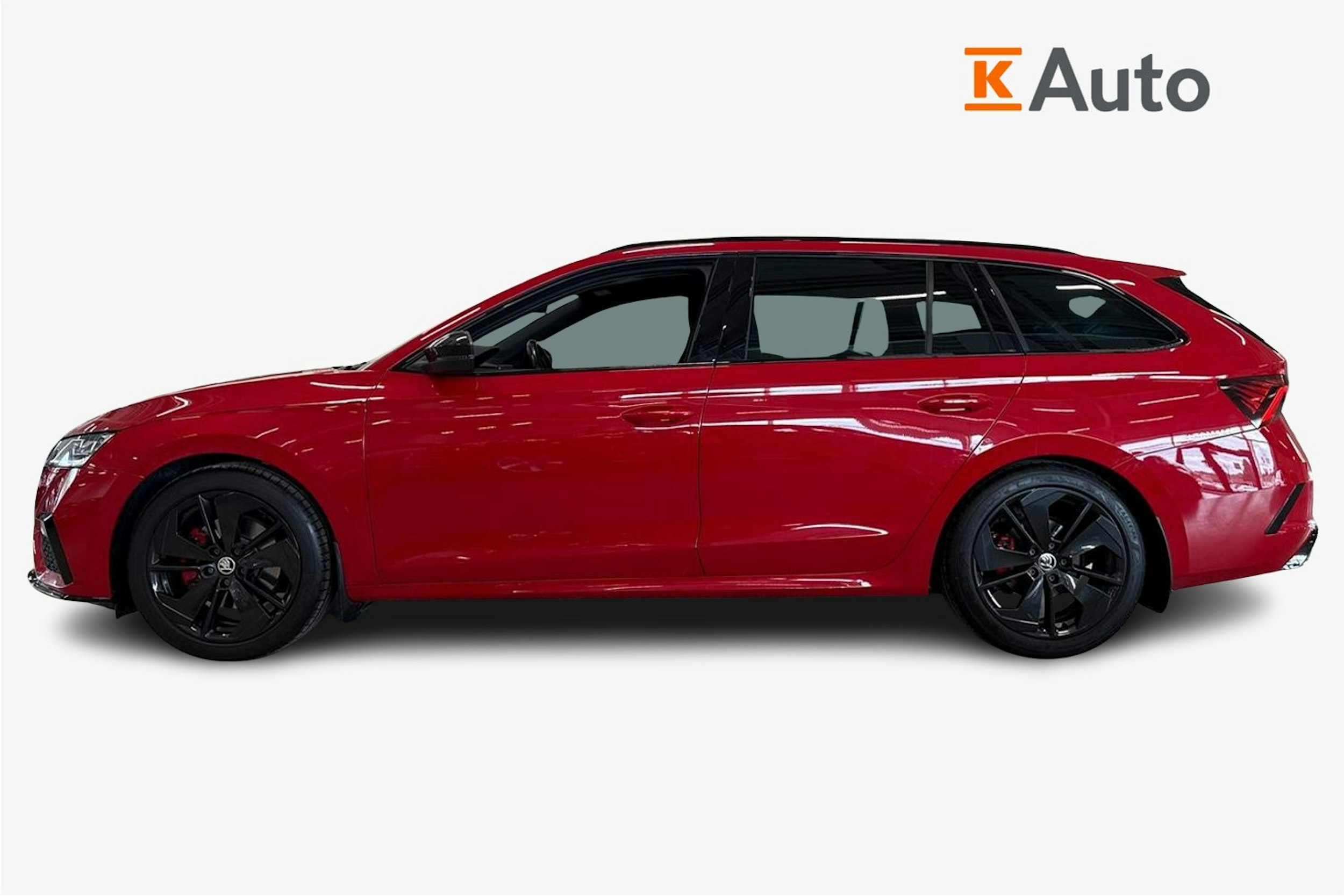 punainen Skoda Octavia 2021 kuva 6.