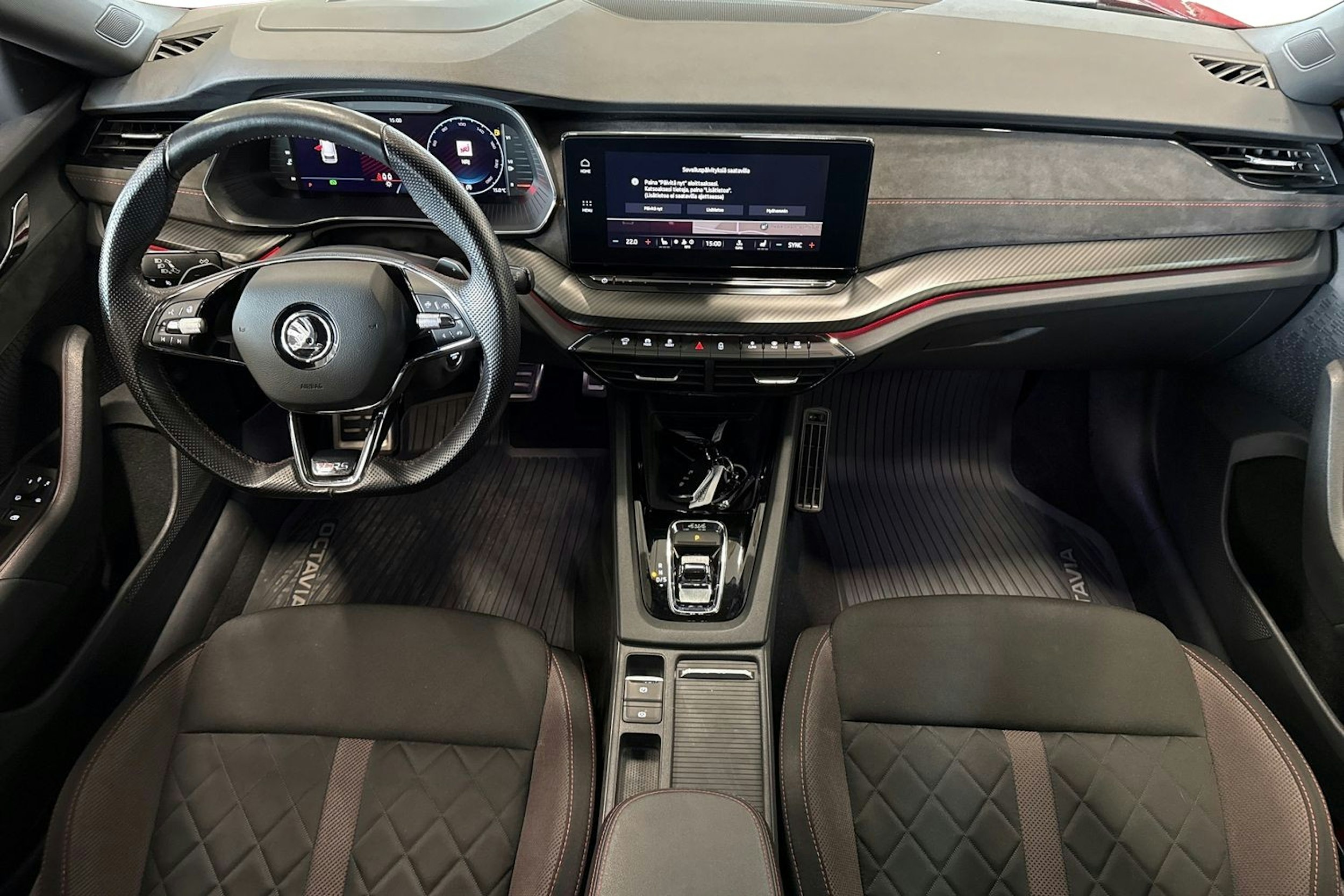 punainen Skoda Octavia 2021 kuva 9.