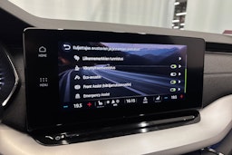 sininen Skoda Octavia 2021 kuva 31.