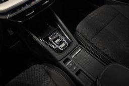 sininen Skoda Octavia 2021 kuva 34.