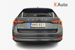 Harmaa Skoda OCTAVIA 2021 kuva 3.