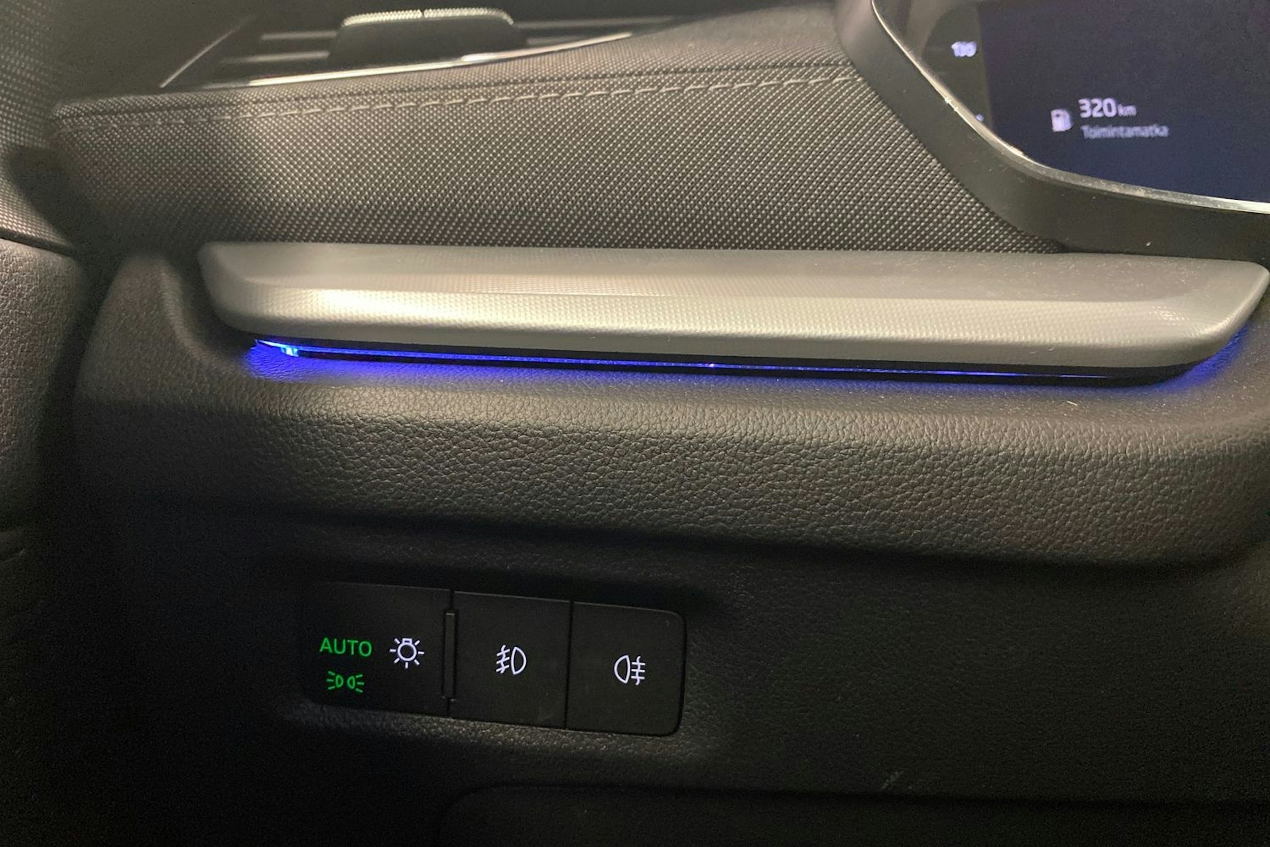 Harmaa Skoda OCTAVIA 2021 kuva 20.