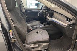 Harmaa Skoda OCTAVIA 2021 kuva 39.