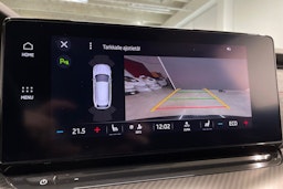 musta Skoda Octavia 2021 kuva 19.