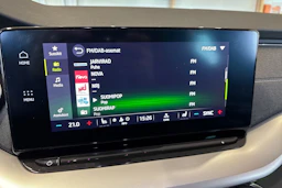 Valkoinen Skoda Octavia 2021 kuva 18.