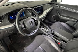 harmaa Skoda Octavia 2021 kuva 3.
