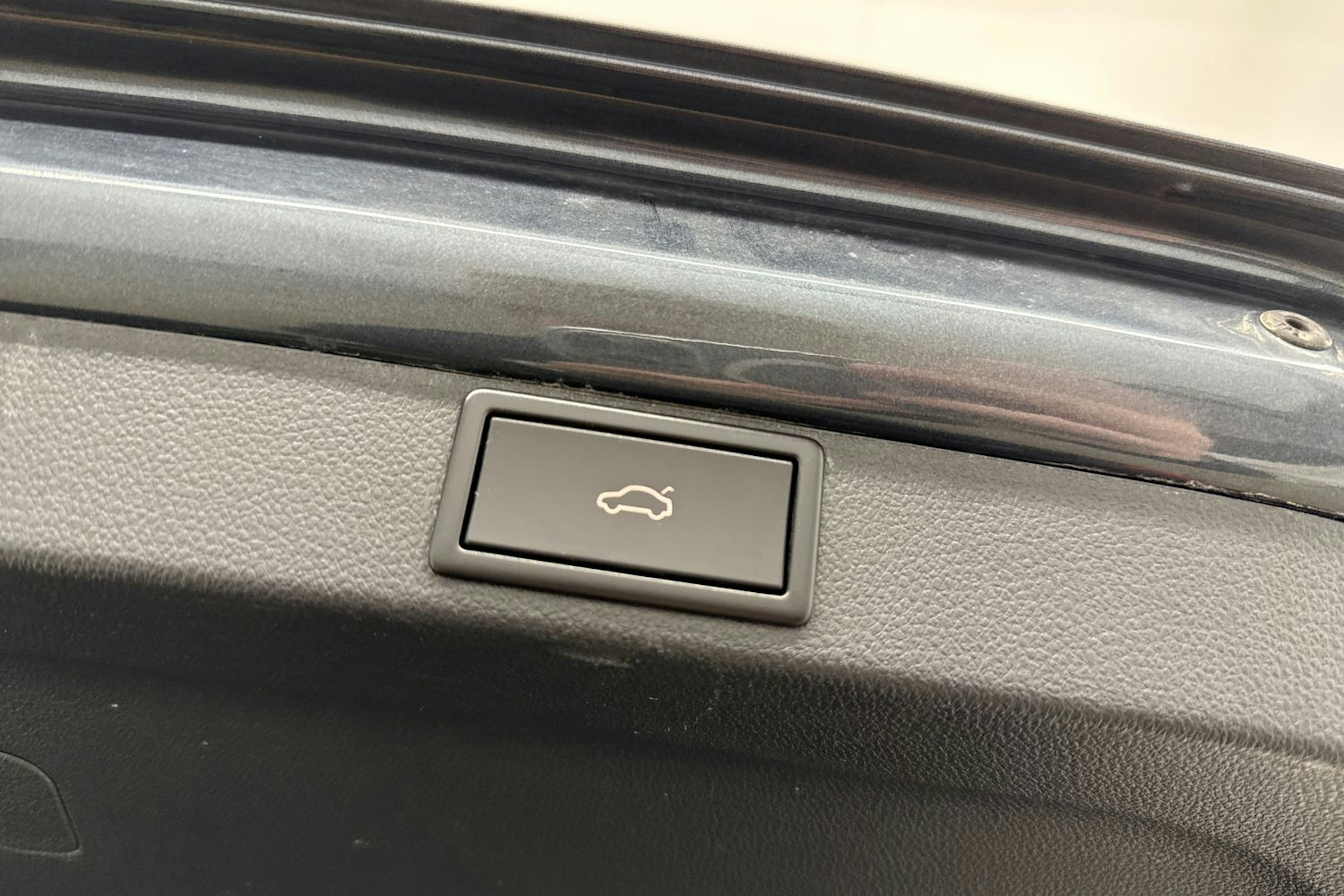 harmaa Skoda Octavia 2021 kuva 15.