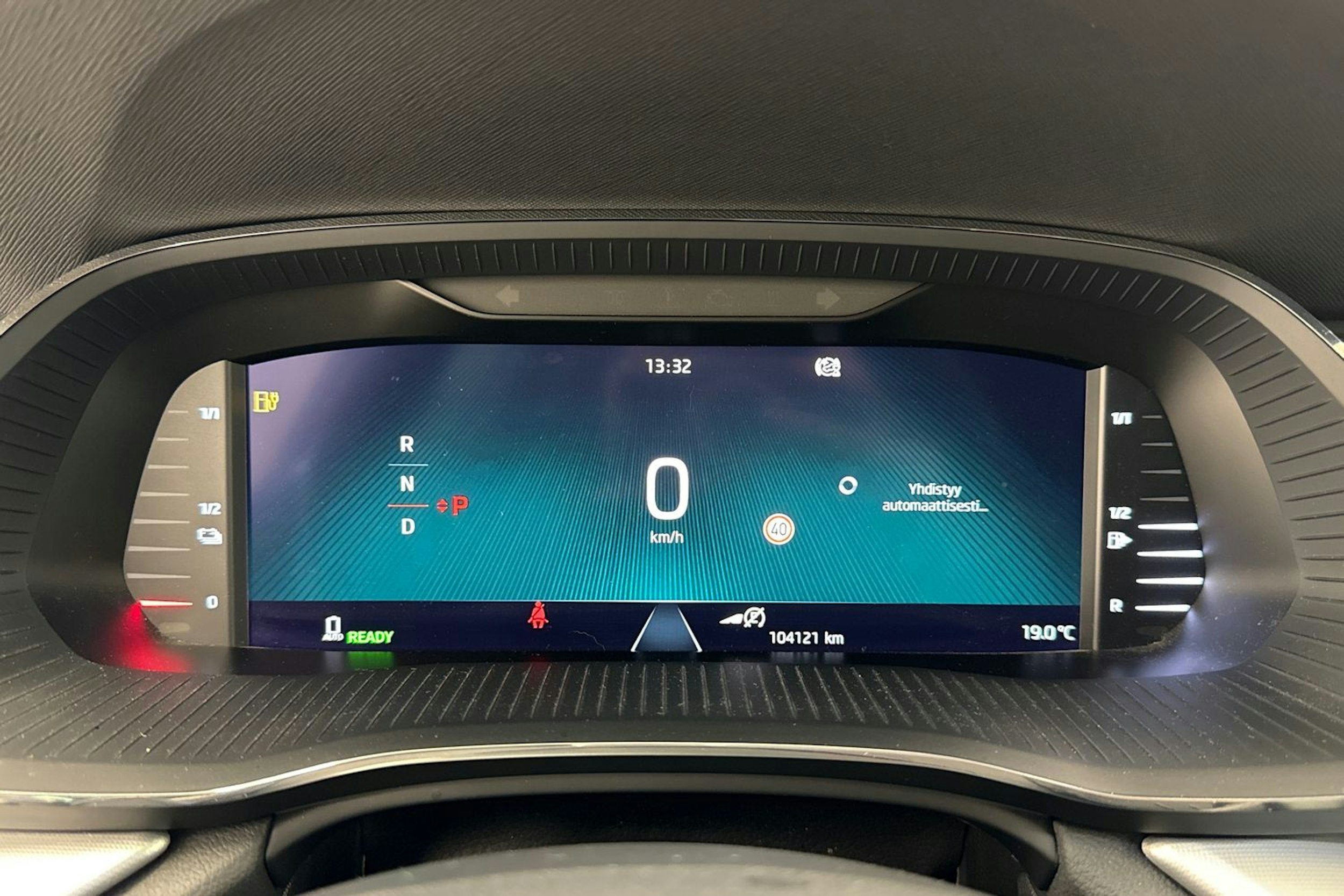 harmaa Skoda Octavia 2021 kuva 20.