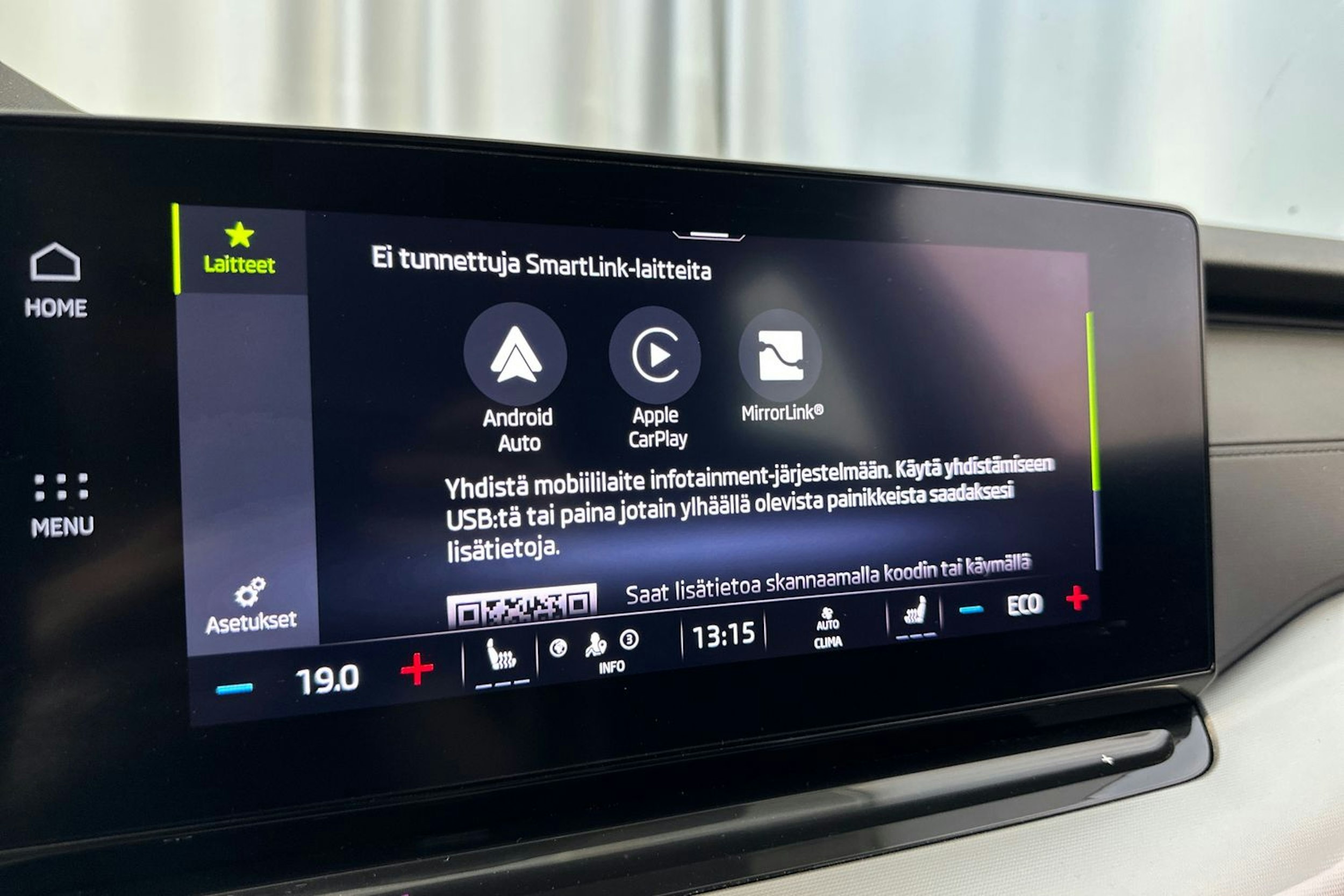 valkoinen Skoda Octavia 2021 kuva 23.