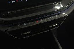 sininen Skoda Octavia 2021 kuva 20.