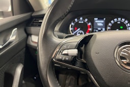 Hopea Skoda OCTAVIA 2021 kuva 17.