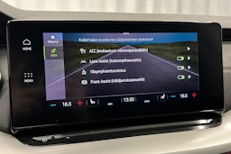 valkoinen Skoda Octavia 2022 kuva 22.