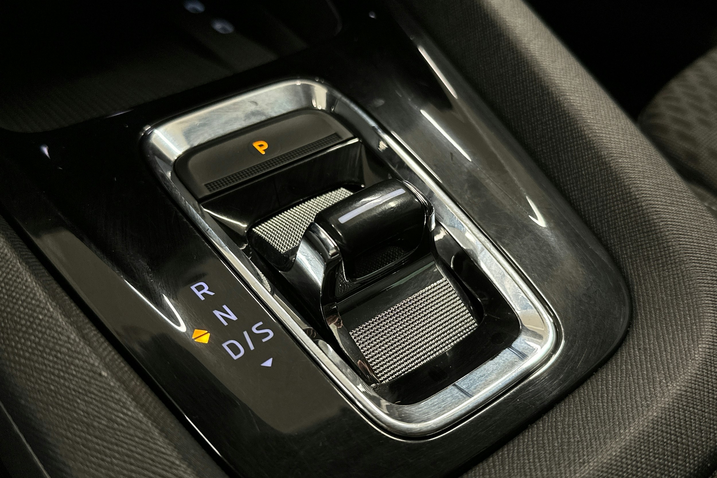 valkoinen Skoda Octavia 2022 kuva 26.