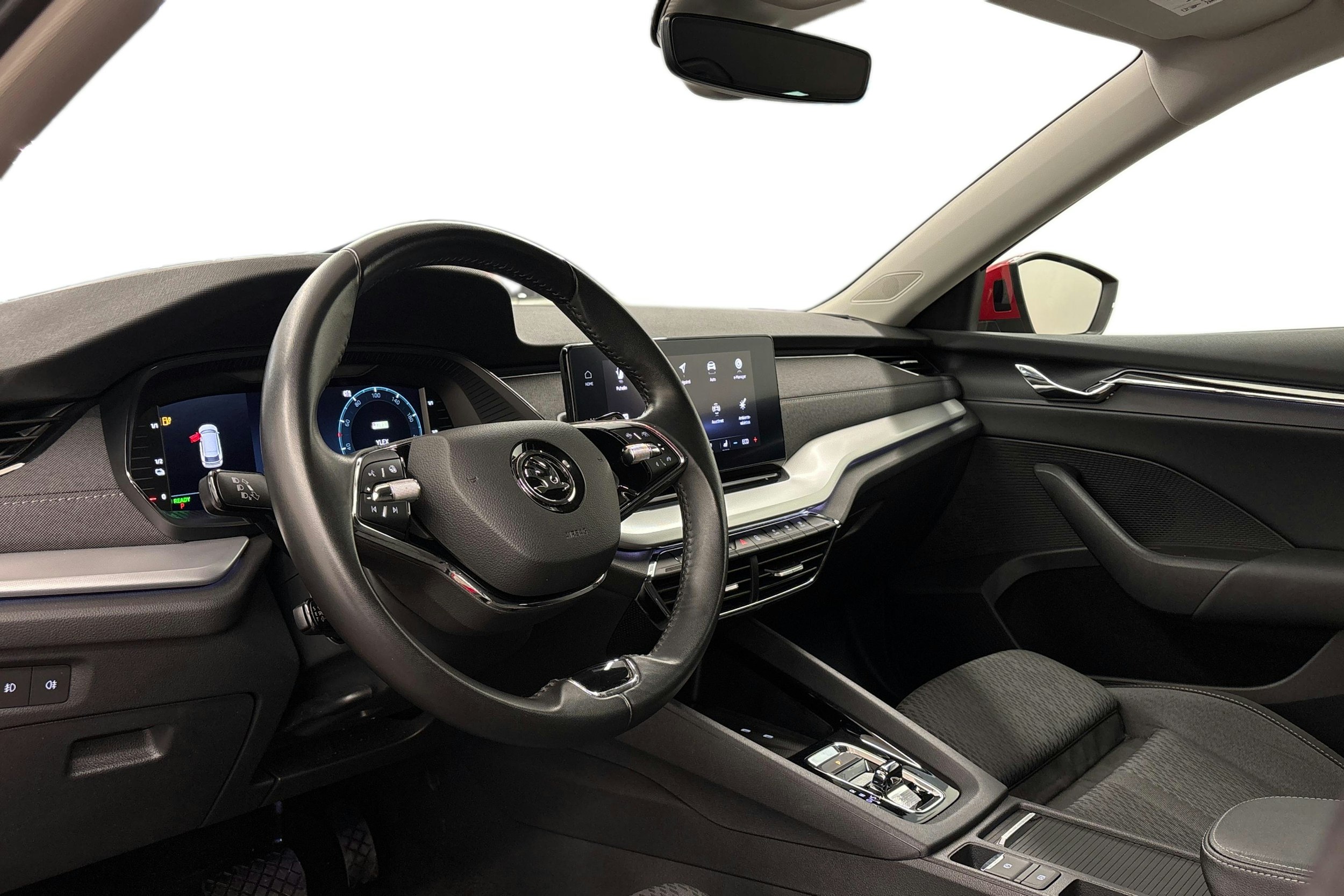 Punainen Skoda OCTAVIA 2022 kuva 7.