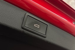 Punainen Skoda OCTAVIA 2022 kuva 15.