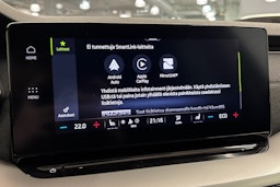 Punainen Skoda OCTAVIA 2022 kuva 24.