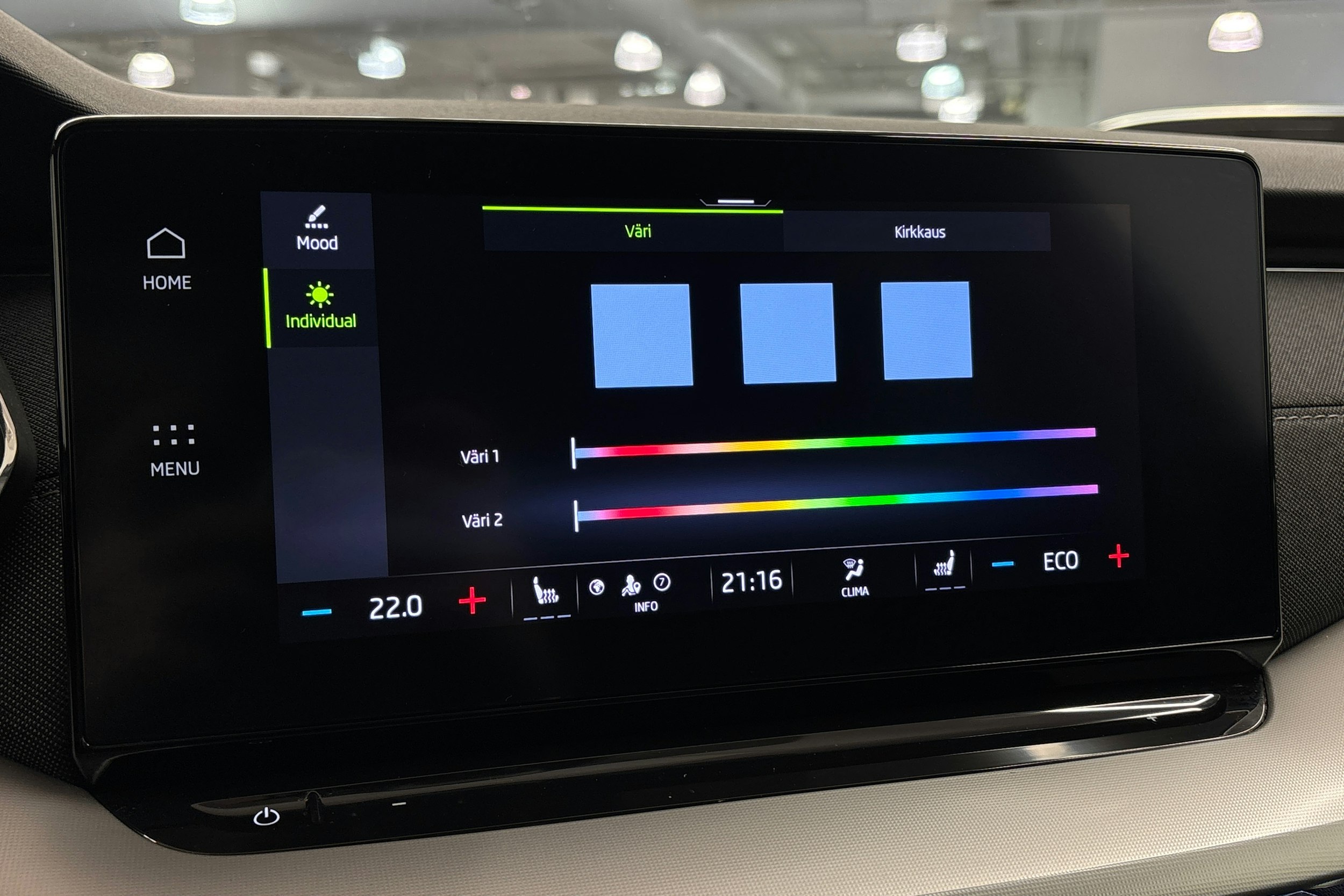 Punainen Skoda OCTAVIA 2022 kuva 27.