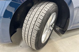 sininen Skoda Octavia 2022 kuva 10.