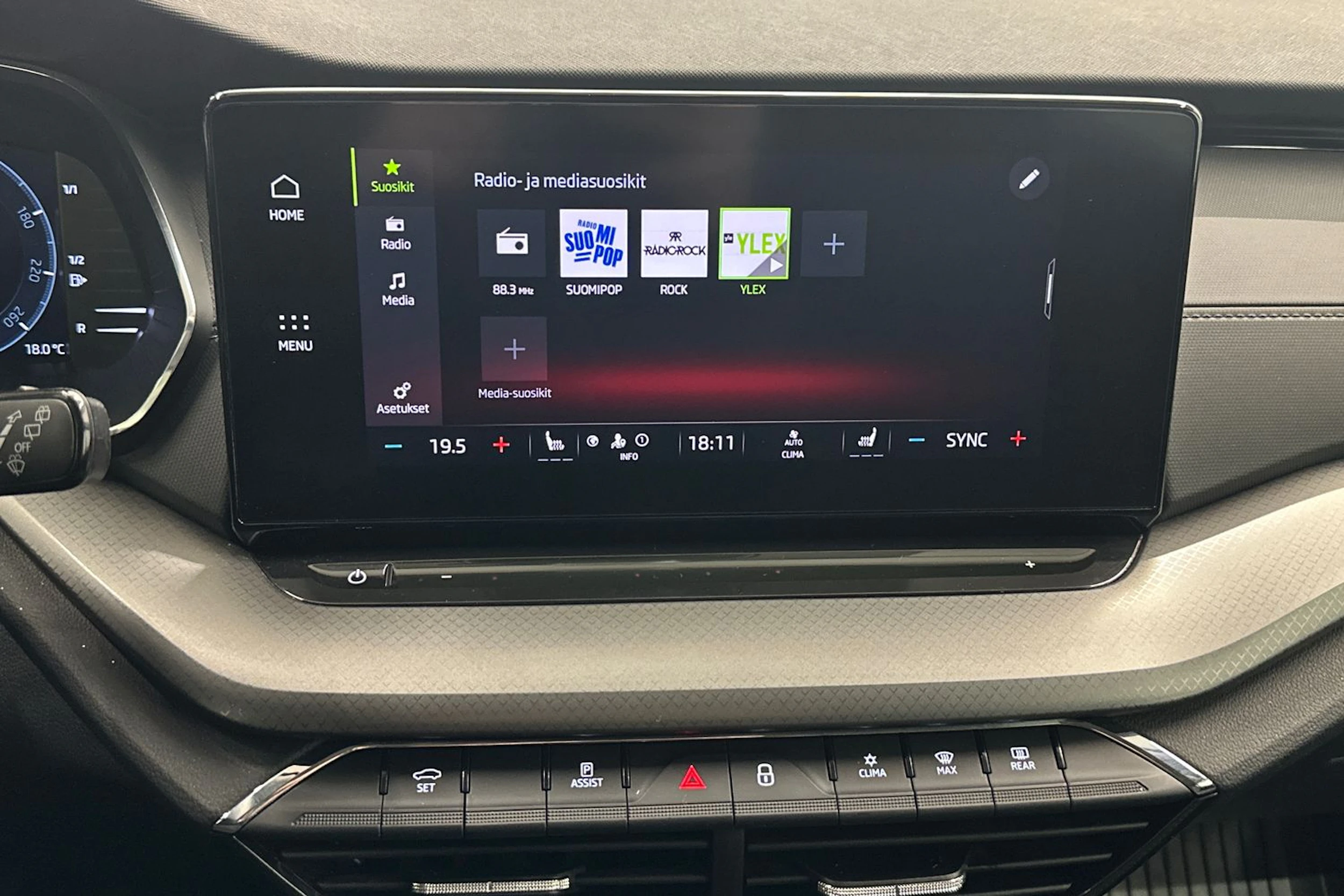 sininen Skoda Octavia 2022 kuva 15.