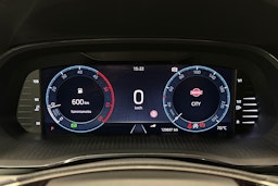 musta Skoda Octavia 2022 kuva 22.