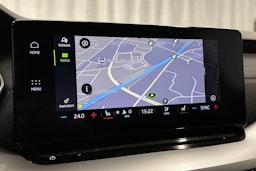 musta Skoda Octavia 2022 kuva 23.