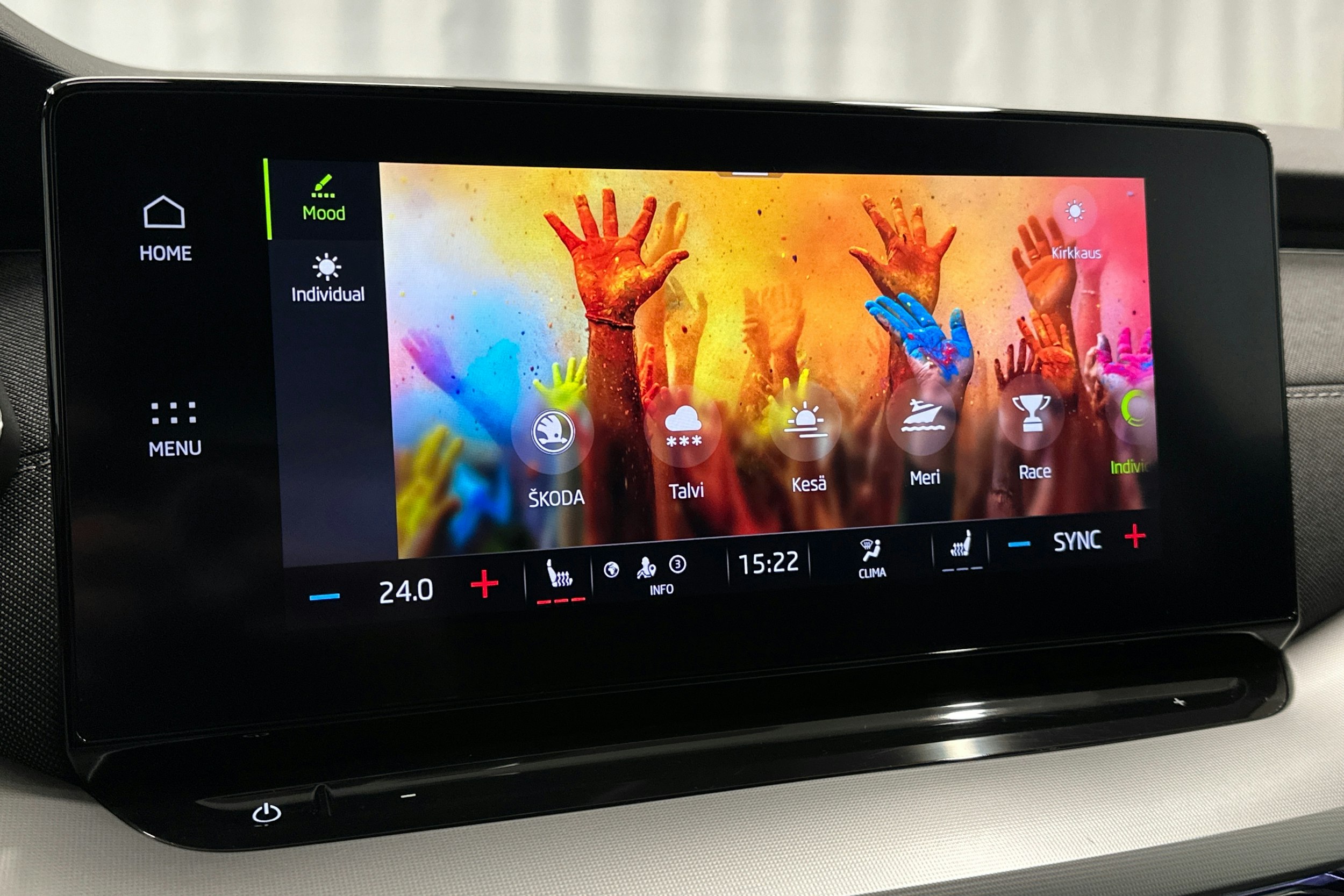 musta Skoda Octavia 2022 kuva 24.