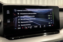 musta Skoda Octavia 2022 kuva 26.