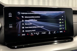 musta Skoda Octavia 2022 kuva 27.