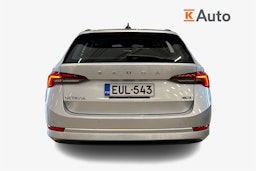 harmaa Skoda Octavia 2022 kuva 3.