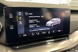 harmaa Skoda Octavia 2022 kuva 23.