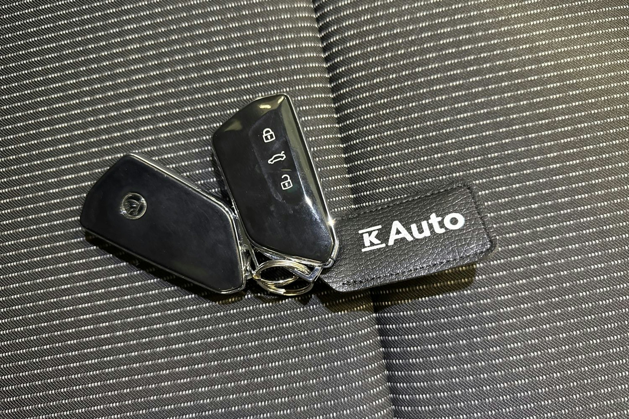 harmaa Skoda Octavia 2022 kuva 29.