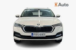valkoinen Skoda Octavia 2022 kuva 5.