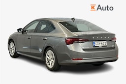 Harmaa Skoda OCTAVIA 2022 kuva 2.
