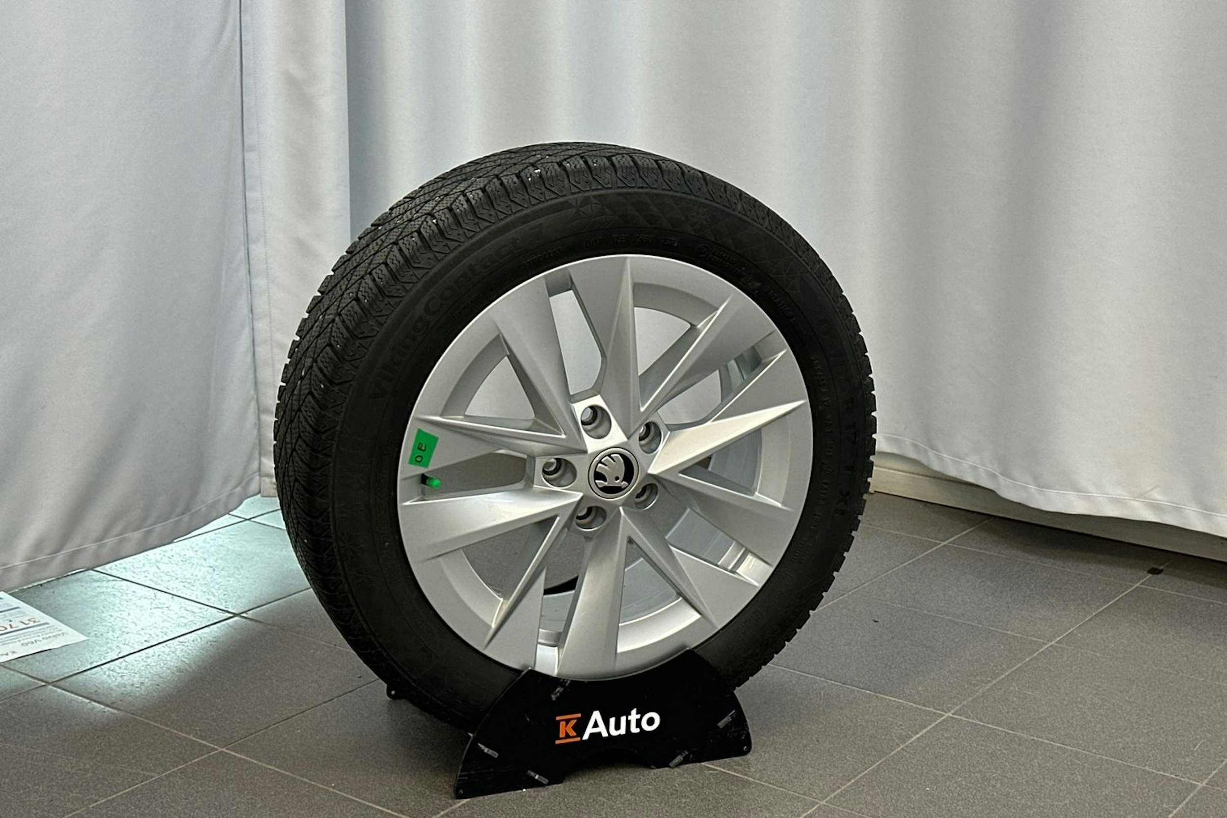 Harmaa Skoda OCTAVIA 2022 kuva 14.