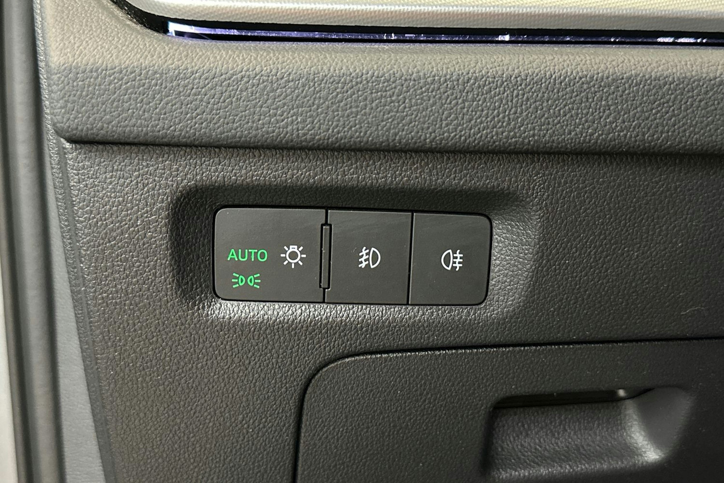 Harmaa Skoda OCTAVIA 2022 kuva 22.