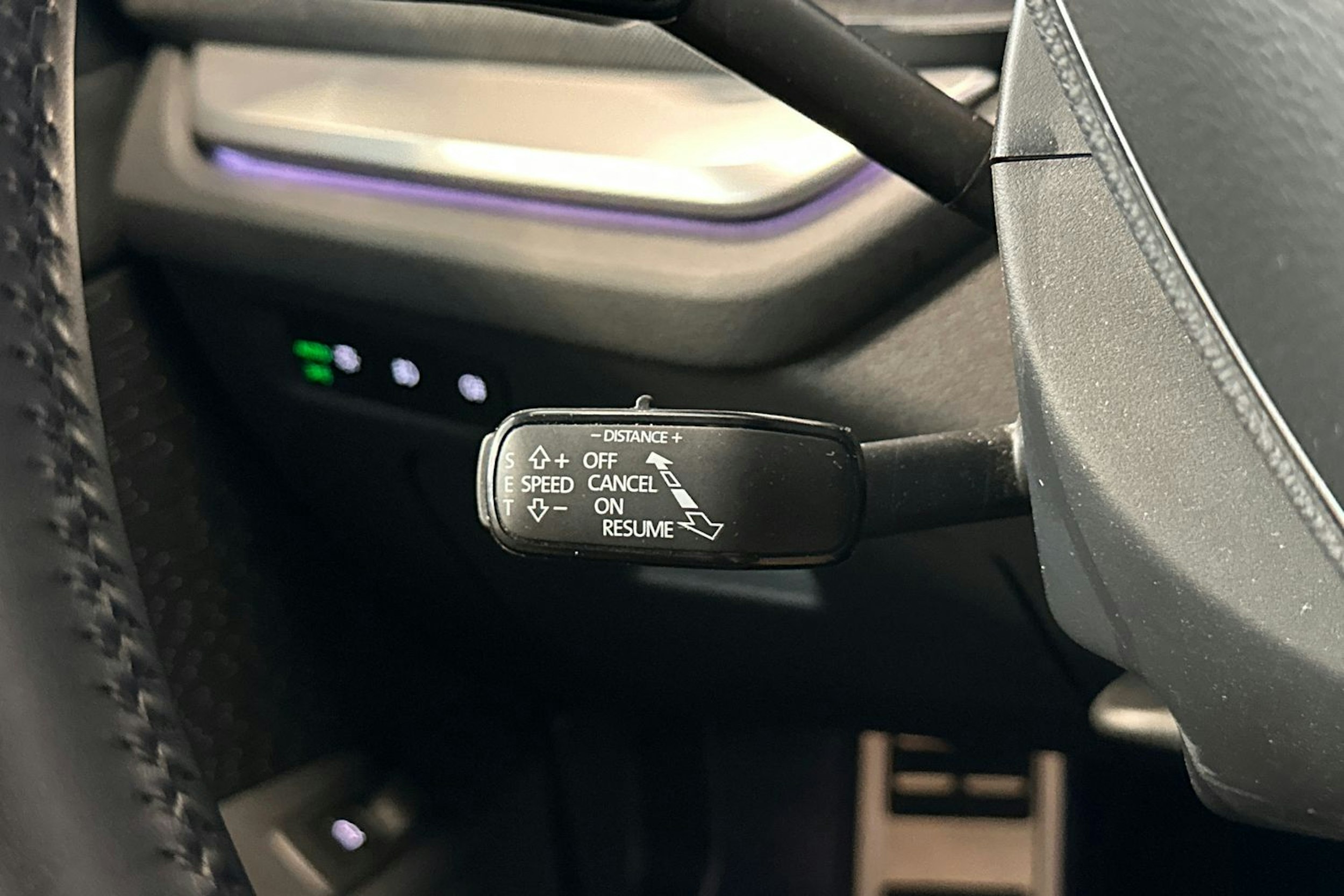 Harmaa Skoda OCTAVIA 2022 kuva 25.