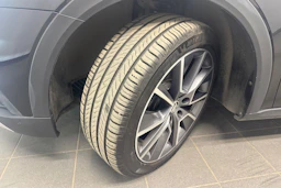 Musta Skoda OCTAVIA 2022 kuva 10.