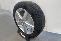 Musta Skoda OCTAVIA 2022 kuva 16.