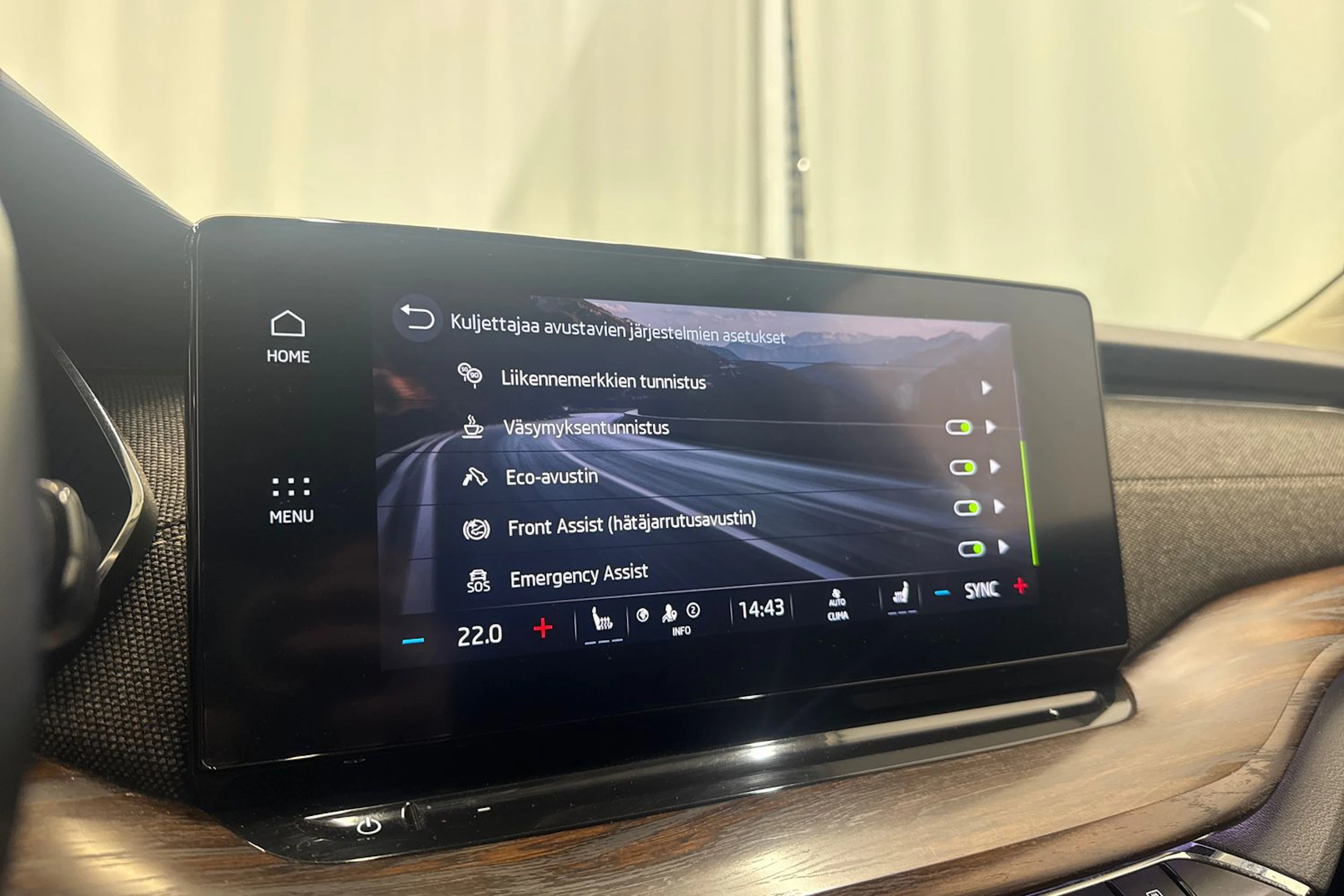 Musta Skoda OCTAVIA 2022 kuva 23.
