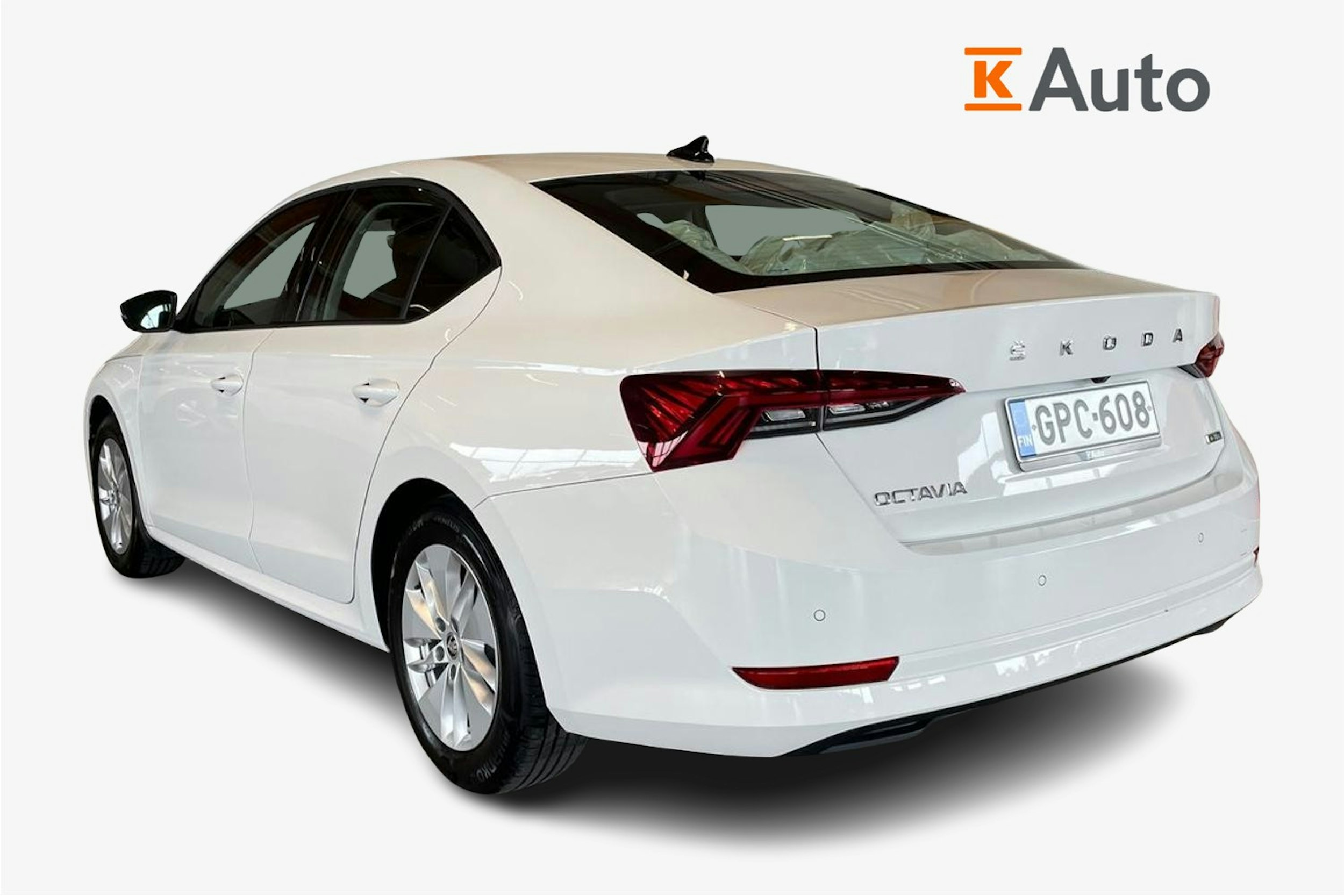 valkoinen Skoda Octavia 2022 kuva 2.