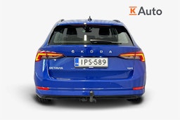 sininen Skoda Octavia 2022 kuva 3.