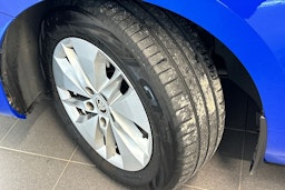 sininen Skoda Octavia 2022 kuva 10.
