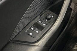 sininen Skoda Octavia 2022 kuva 11.