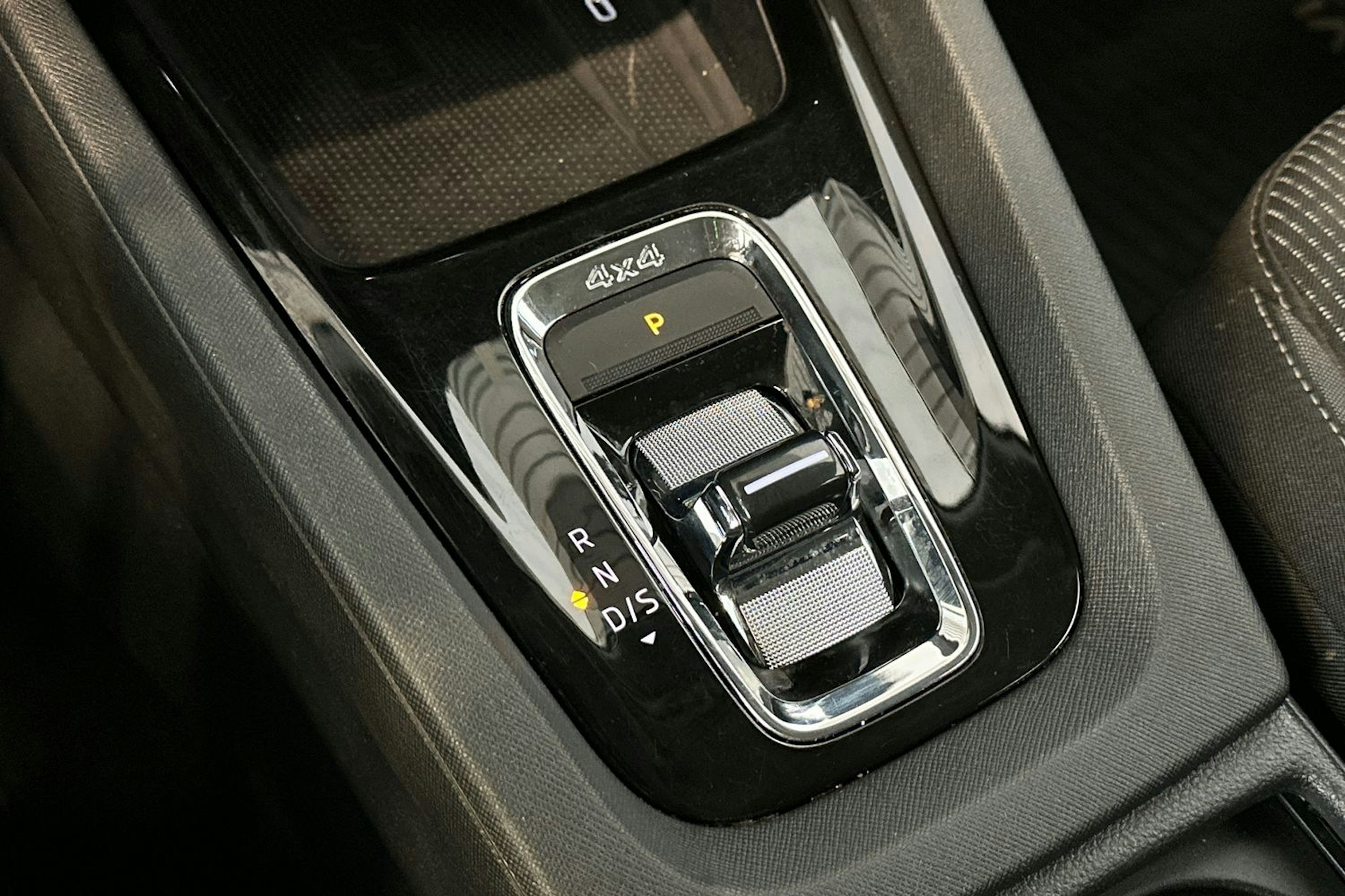 sininen Skoda Octavia 2022 kuva 18.