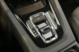 sininen Skoda Octavia 2022 kuva 18.