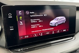 sininen Skoda Octavia 2022 kuva 22.