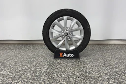 sininen Skoda Octavia 2022 kuva 13.